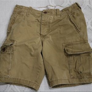 Hollister cargo shorts. Size 32